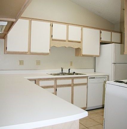 2nd image of 250 Berry Dr APT A12