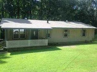 251 Old River Rd, Toccoa, GA 30577