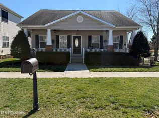 702 Stratford Ave, Sweetwater, TN 37874