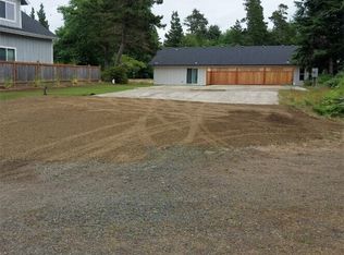 30506 N Pl, Ocean Park, WA 98640