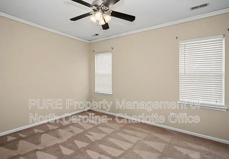 7428 Darblay St — Photo 15