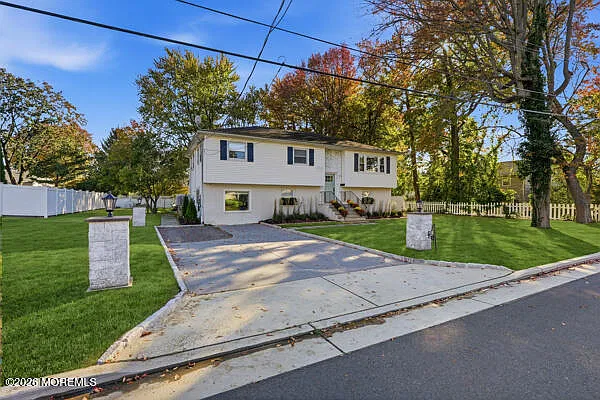 4 bed, $6,000 — Photo 3
