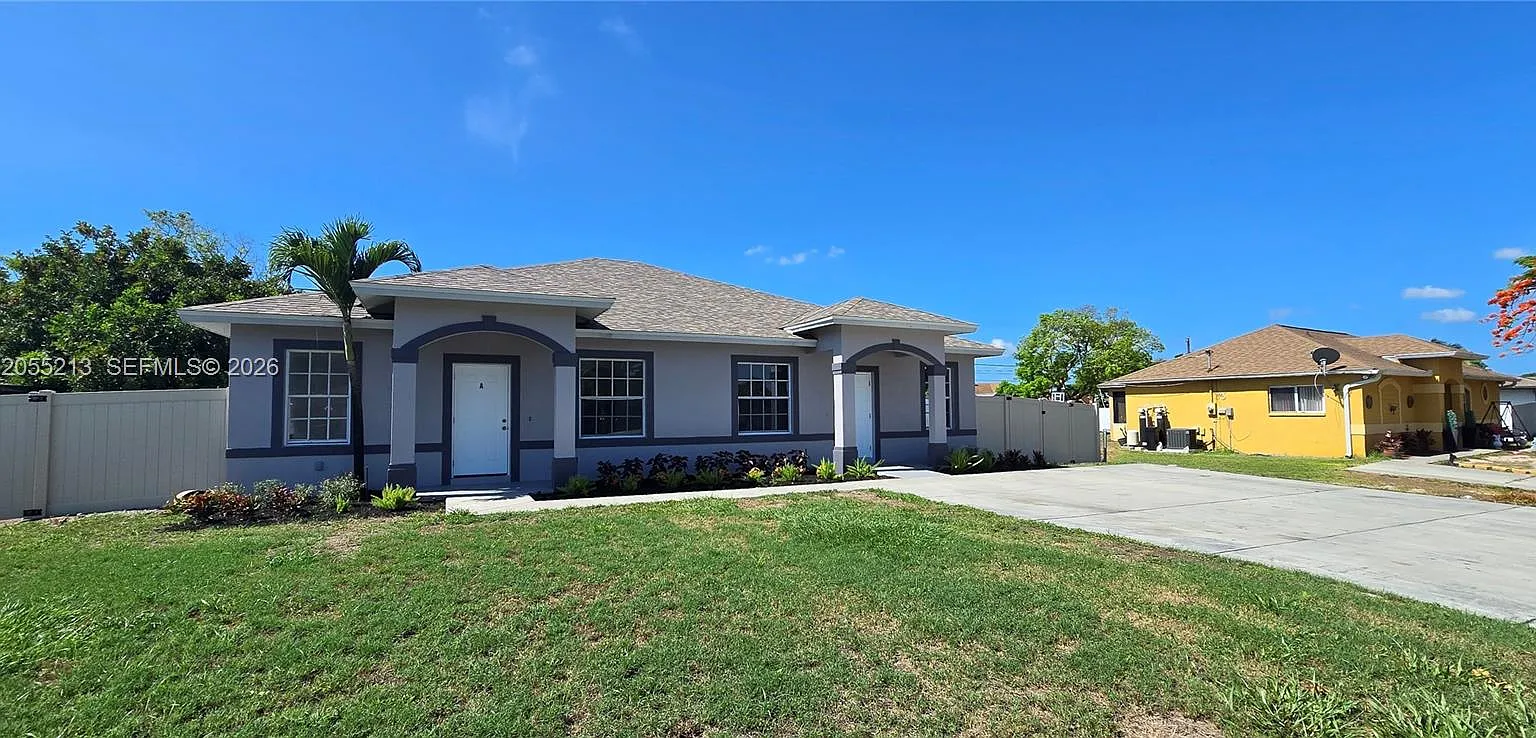3 bed, 2.0 bath, $2,600 — Photo 1