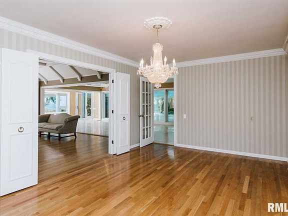 5th image of 308 E Morningside Dr