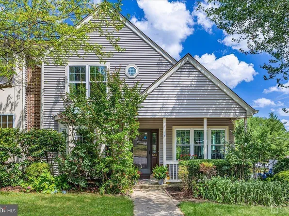 1201 Holly Ct, Monmouth Junction, NJ 08852