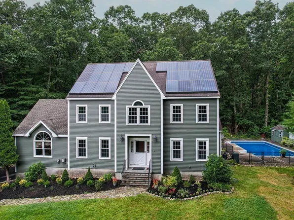 44 Oregon Rd, Southborough, MA 01772