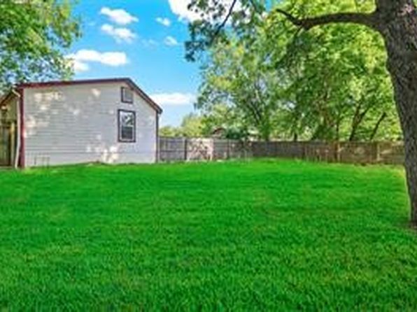 307 S Jernigan St, Bells, TX 75414