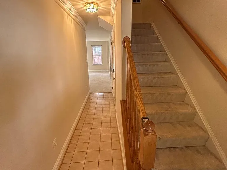 2158 Capstone Cir — Photo 8