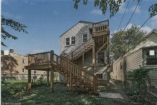 7038 S Woodlawn Ave — Photo 2