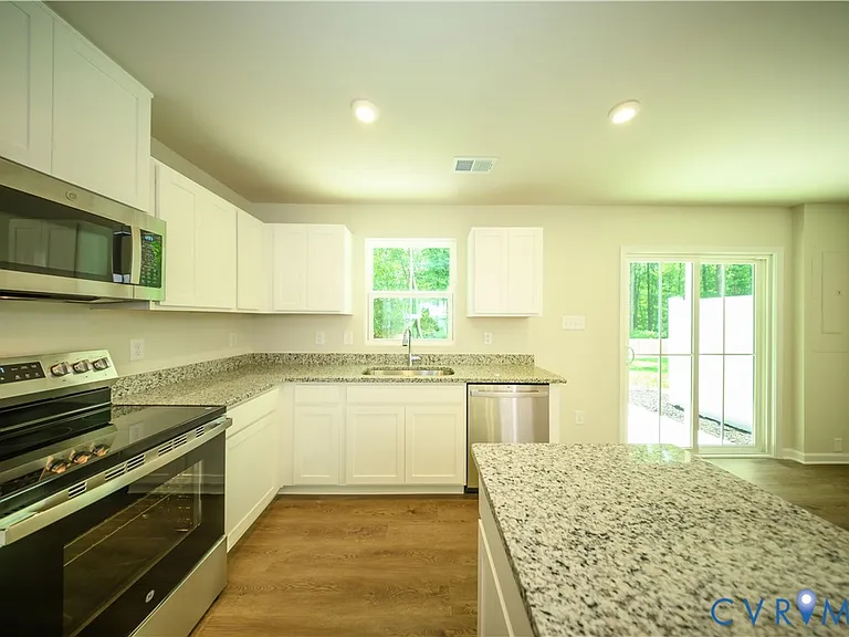 1121 Canterbury Ridge Rd — Photo 19