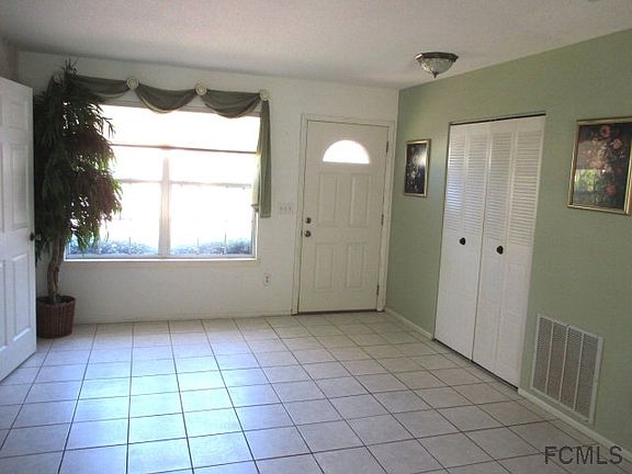 3rd image of 1920 S Daytona Ave