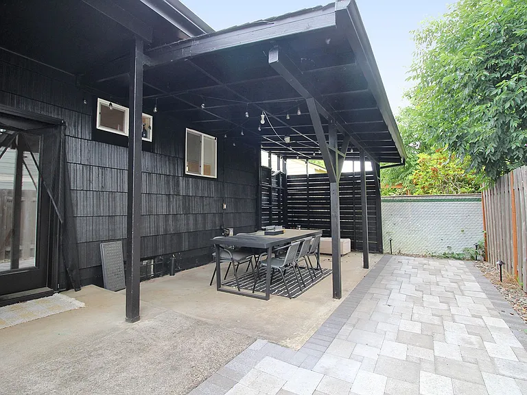 9706 N Van Houten Ave — Photo 21