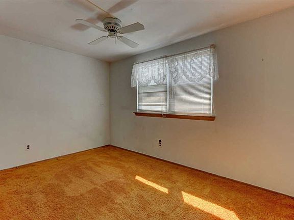 3rd image of 113 Wilton St