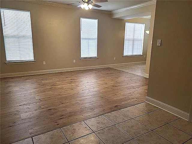 3 bed, 3.0 bath, 1600 sqft, $1,800 — Photo 3