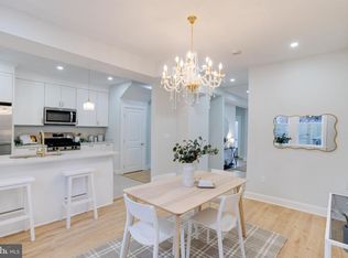 635 N Rosedale St, Baltimore, MD 21216