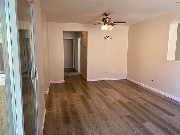 4th image of 25794 Iris Ave Unit A