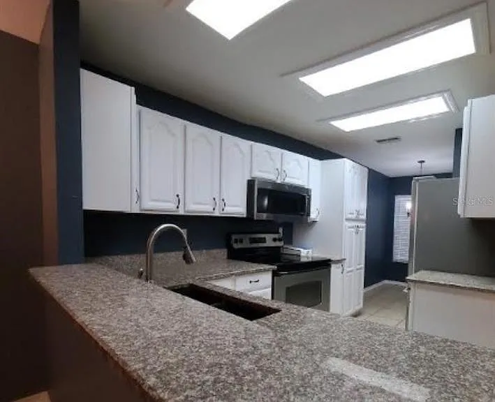 4141 Brentwood Park Cir — Photo 22
