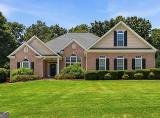 139 Montvale Dr, Hoschton, GA 30548
