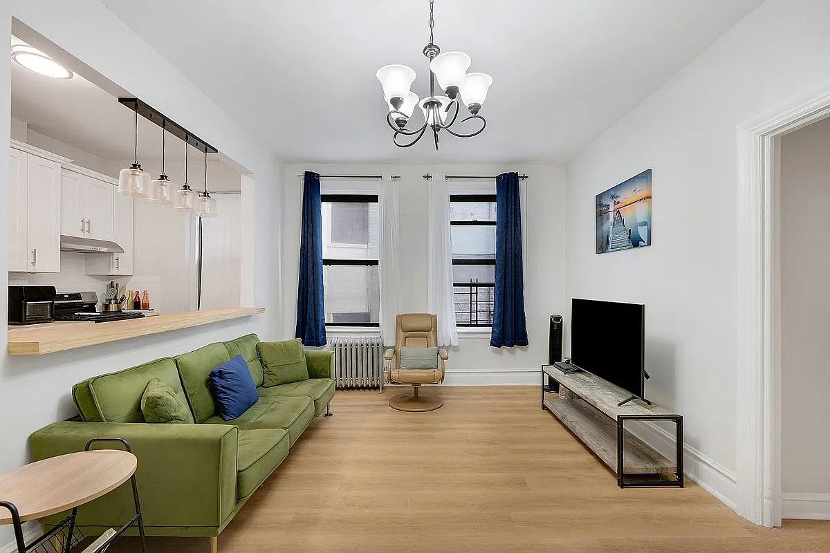 1212 Ocean Ave APT 2A photo 1
