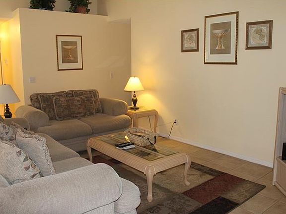 3rd image of 7705 Water Oak Ct