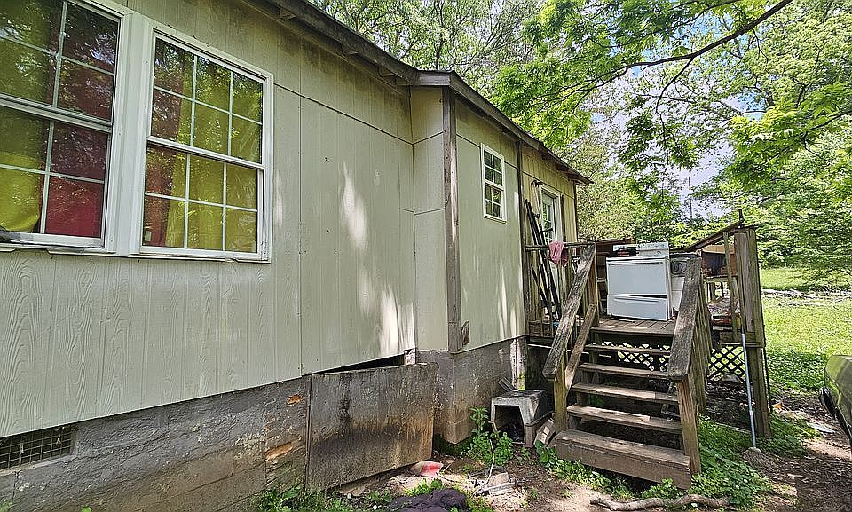 1st image of 117 Dix St