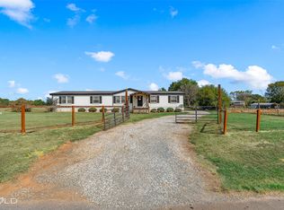 135 Peace Ln, Benton, LA 71006