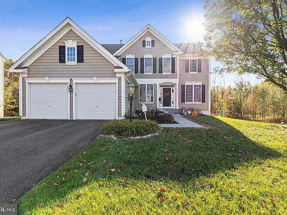 2nd image of 17044 Anns Brook Ct
