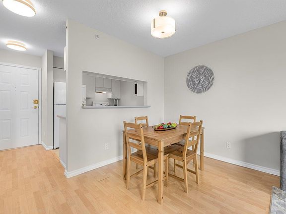 5th image of 3455 Ascot Pl #912