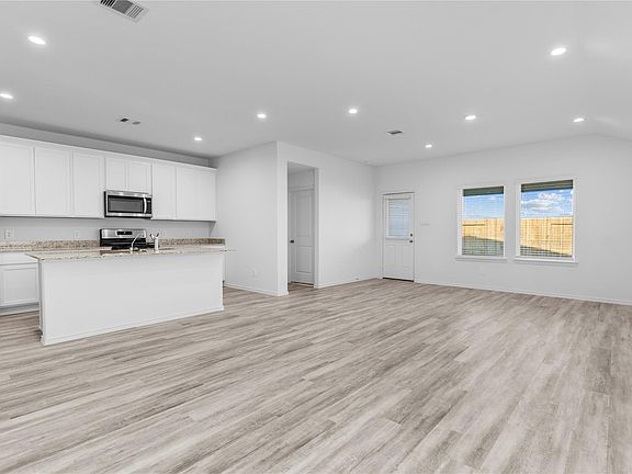 5th image of 31422 Harp Ridge Dr
