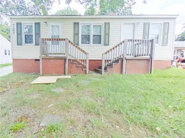 1207 Asheboro St, High Point, NC 27260