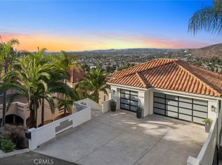 12344 Circula Panorama, Santa Ana, CA 92705