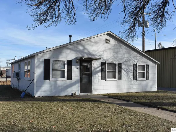 731 Chestnut St, North Bend, NE 68649
