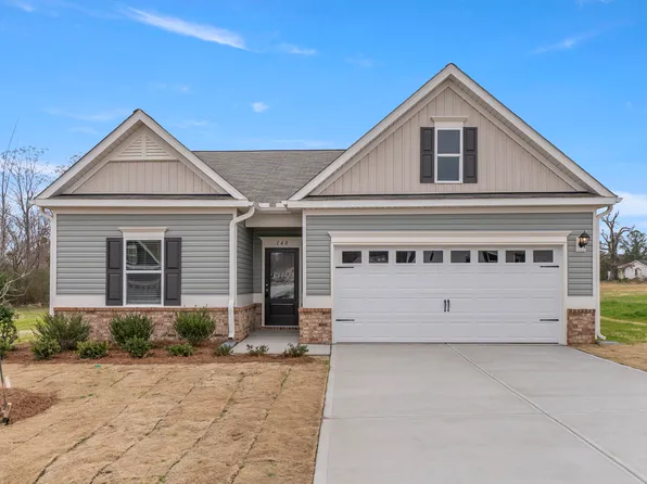 140 E American Marigold Dr, Benson, NC 27504