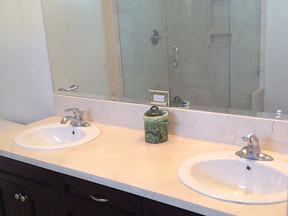 3rd image of 1409 S Beverly Dr APT 3