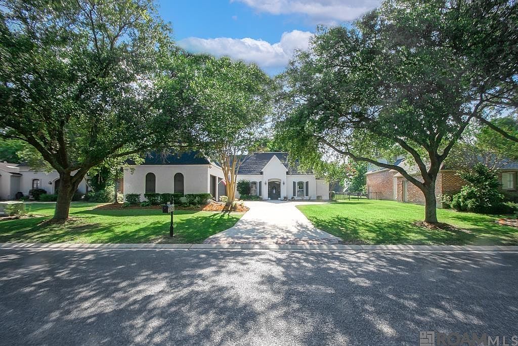 6115 Jonathan Alaric Ave — Pelican Point Golf & Country Club