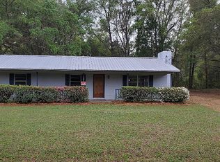 784 Keuka Rd, Hawthorne, FL 32640