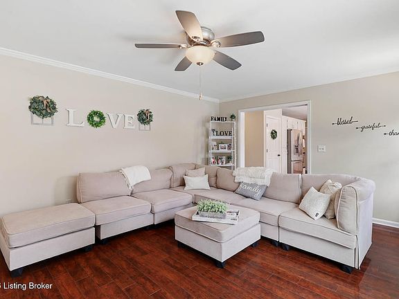 5th image of 2611 Summerfield Dr