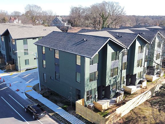 5th image of 238 N Dillard St #1