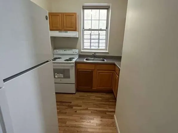 4 Everett St APT 2, New Rochelle, NY 10801