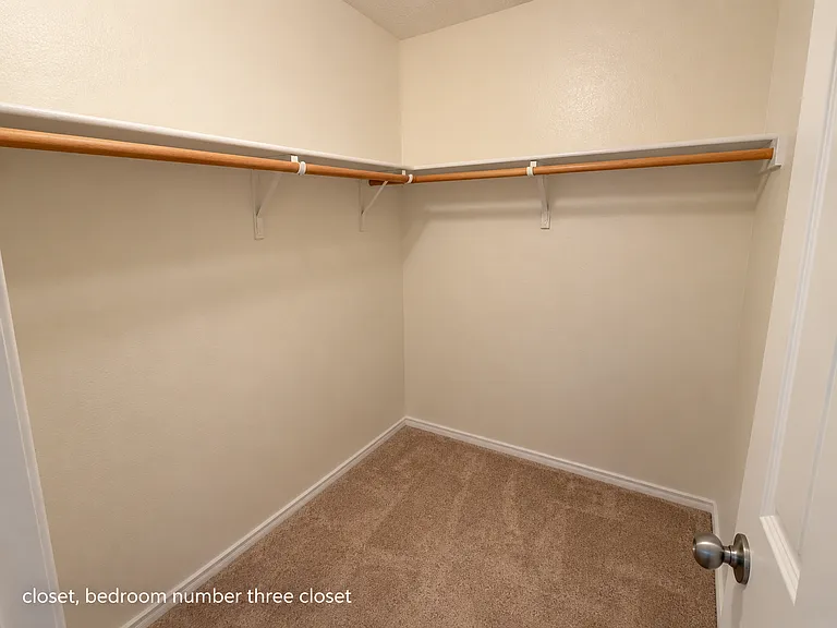 511 Travis Ranch Trl — Photo 26