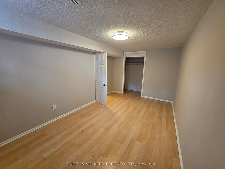 209 Septonne Ave #B — Photo 4