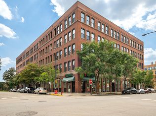 400 S Green St APT 212, Chicago, IL 60607