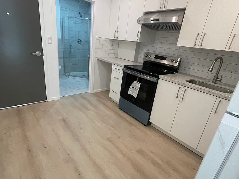 3334 San Bruno Ave #12 — Photo 4