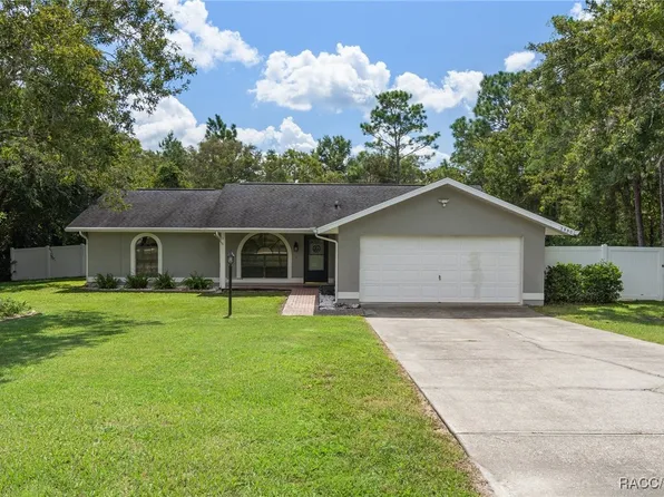 2880 E Hampshire St, Inverness, FL 34453
