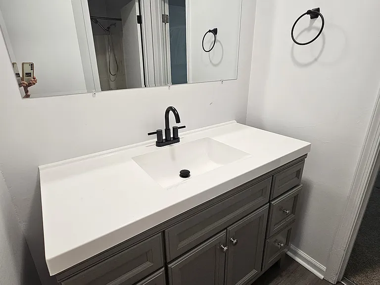 477 Hill Meadow Dr — Photo 2