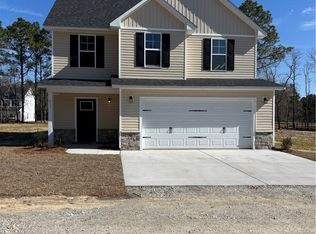 211 Musket Ln, Raeford, NC 28376