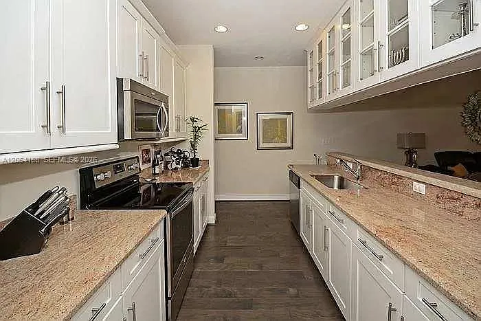 837 SW 147th Ave #1410 — Photo 7