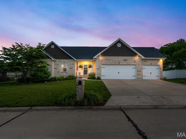 3219 Big Piney Dr, Festus, MO 63028