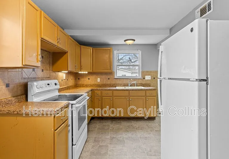 2265 Grants Pkwy — Photo 5