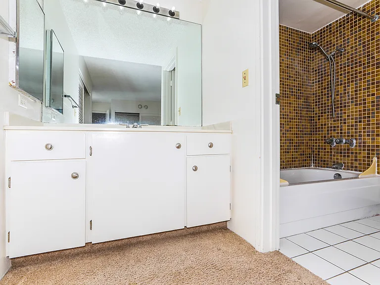2215 Aloha Dr #1205 — Photo 21
